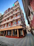Hotel Triratna