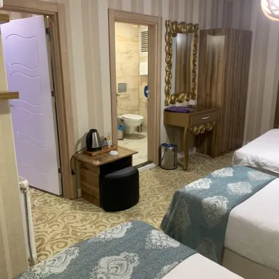 Crystall Hotel Отели рядом с достопримечательностью «Государственный театр Вана»