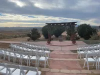 Hilltop Tavern & Inn Hotels in Apple Valley