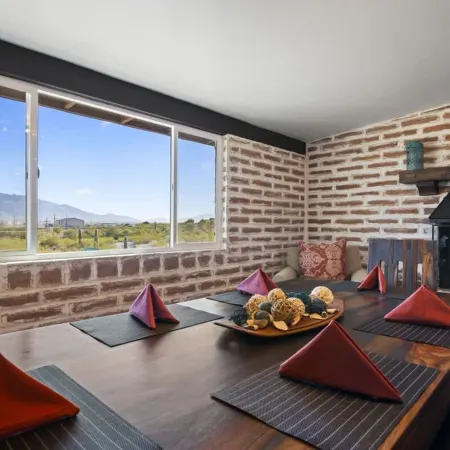 Panoramic Mountain Views, Heated Pool, 2 Kitchens