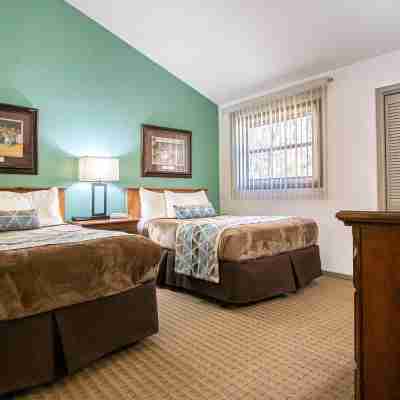 Fox Run at Lake Lure Rooms