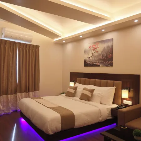 Xcelsior Hotel & Spa