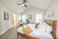 Two King beds, Game Room, Screen Room, Fully Fenced in Yard Beautiful Home!