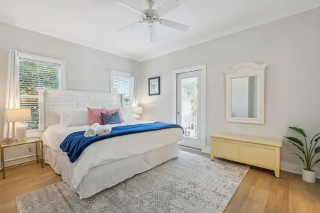 New! Indoor Pool & Hot Tub Perdido Key Resort 2 Kings - Sleeps 8 3 Bedrooms