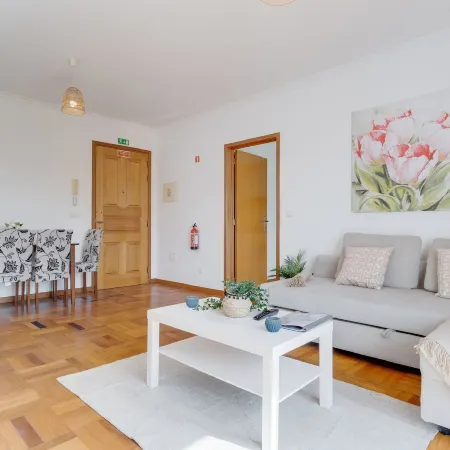 Camara de Lobos Apt by HR Madeira