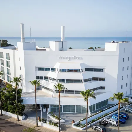 MARGADINA HOTEL Отели рядом с достопримечательностью «Монастырь Айя Напа»