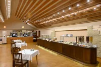 Aranyhomok Hotel Business & Relax - breakfast