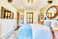 Neocolonial Nouveau Kensington Vacation Home Hotels near Nitobe Memorial Garden