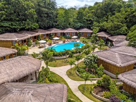 Magic Oceans Dive Resort Отели рядом с достопримечательностью «White Beach»