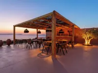 Akre Hotel Hotels near Portara