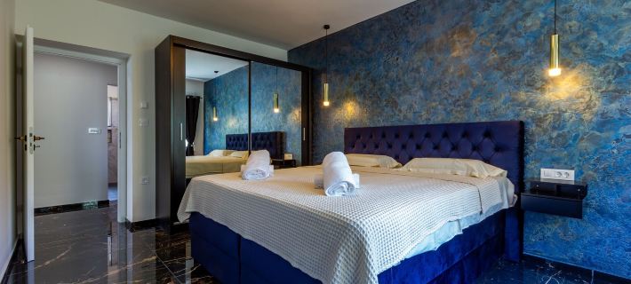 Luxury Hedone Apartment Near the Bridge with Private Spa Zone Hoteles en Zadar
