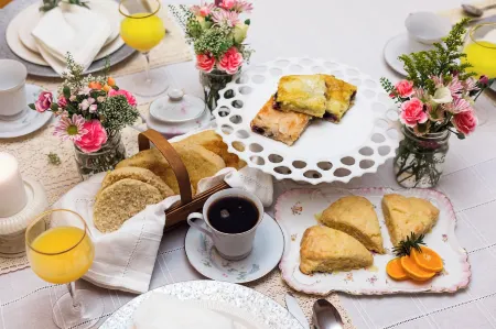 The Inn at Woodsong Acres Отели рядом с достопримечательностью «Заказник Коннеот»