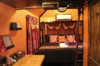 Great View Tiny Home - Late Arrivals Welcome