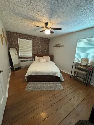 Forget your worries in this spacious, serene 1-bedroom unit with lots of charm.