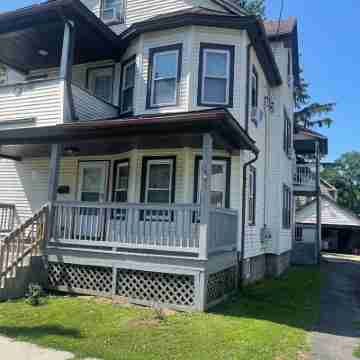 Kid friendly neighborhood!  Everyone is welcomed in this cozy apartment home! Hotel Exterior