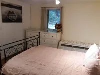 A little slice of paradise, in all 4 seasons. Private beach, Dock and Sunsets!! Hotels in Freedom