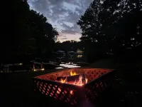 Keowee Adventures ~ Peaceful Lakefront Home on Keowee ~ 7 Miles from Clemson!