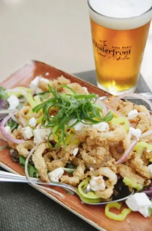 Northshore Villa - 3 Bedroom, 2 Bathroom Vacation Rental Across from the Beach Отели рядом с достопримечательностью «Alvin's Island - Holmes Beach #753»