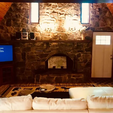 Cozy, Rustic A Frame on Big Creek Sleeping 8-10 Guests