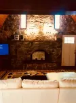 Cozy, Rustic A Frame on Big Creek Sleeping 8-10 Guests Hotels in Campbell County
