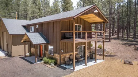 Remote 2-bedroom house in beautiful Flagstaff with AC