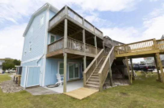 Emerald Isle Escape - New, Completely Renovated Oceanfront Duplex Hotels in Emerald Isle