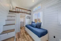 Hilltop Tiny Home (Panguitch Utah) Các khách sạn gần Riverside Campground
