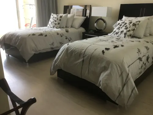 OCEAN GEM- STUNNING CONDO INCLUDES PLATINUM SERVICES