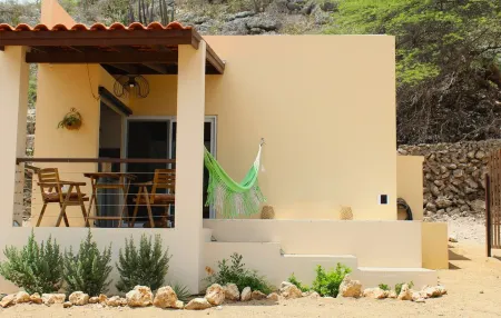 Transhi by Cunuc'i Cristi, we are completely off-the-grid, ground with nature!