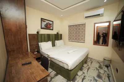 Masters Class Hotels in 