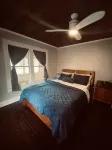Clearwater Cottage - 2 BR / 1 Bath