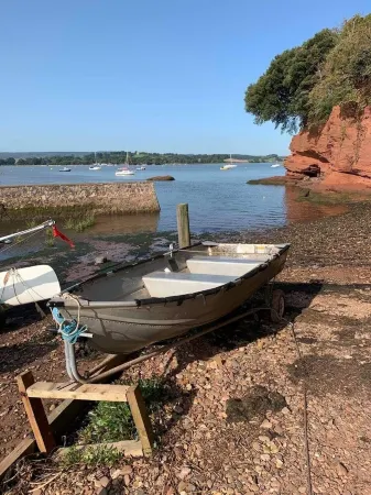 Devonshire cottage nestled in a pretty fishing village