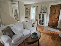 Cozy Cape Located In The Beautiful Seaside Town of Mahone  Bay