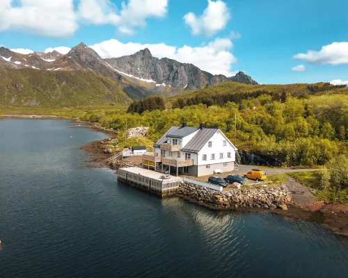 Lofoten Apartments Hotels in Vagan