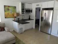 A Quiet Oasis - Private Studio - Large Saltwater Pool