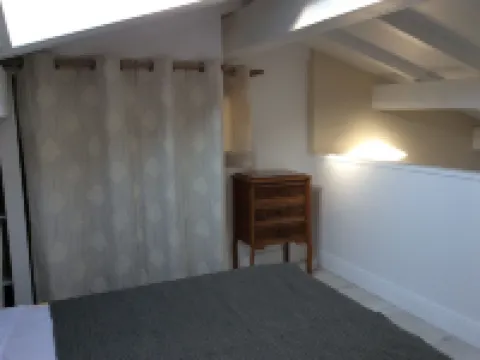 Charming air-conditioned apartment with sea view terrace