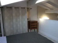 Charming air-conditioned apartment with sea view terrace