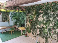 4-bedroom apartment with balcony