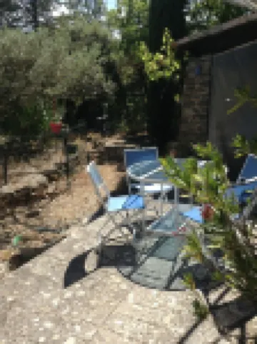 Pretty Provençal House in the heart of Lubéron, with swimming pool Hotels in Menerbes