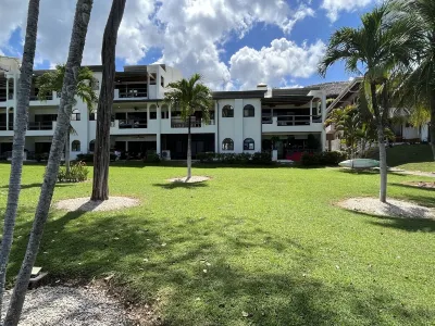 Marina Cove 610 Beautiful Beachfront Condo!