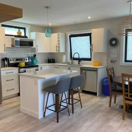 New 2 bedroom carriage house, a block from the Okanogan lake, close to downtown.