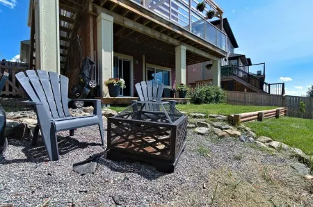 A place full of character and charm-Gateway to Canadian Rockies