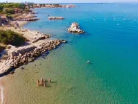 Waterfront vacation home Hotels in Port-de-Bouc