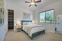 The Sunset House San Diego country living close to the beach!