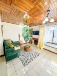 Vibrant Jungle Oasis Apt- Long stays & Medical Tourism, Patio, Fitness Equipment