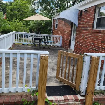Convenient/family friendly home with yard driveway