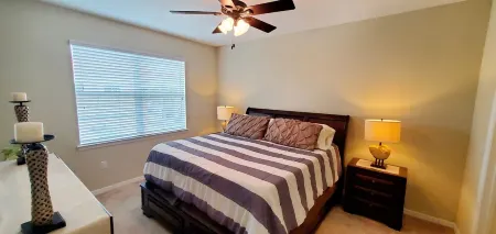 COZY BEACH RETREAT JUST MINUTES AWAY FROM BEACH Отели рядом с достопримечательностью «Coconut Oil Massage»