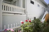 Home in the Heart of Midtown Sacramento!