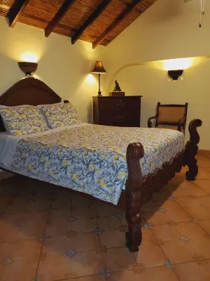 Casa Anita -Luxurious 2 Bedroom, 2.5 Bath private villa with saltwater Pool Hotels in 