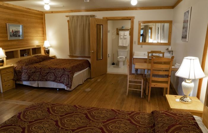 Whittaker's Motel & Historic Bunkhouse